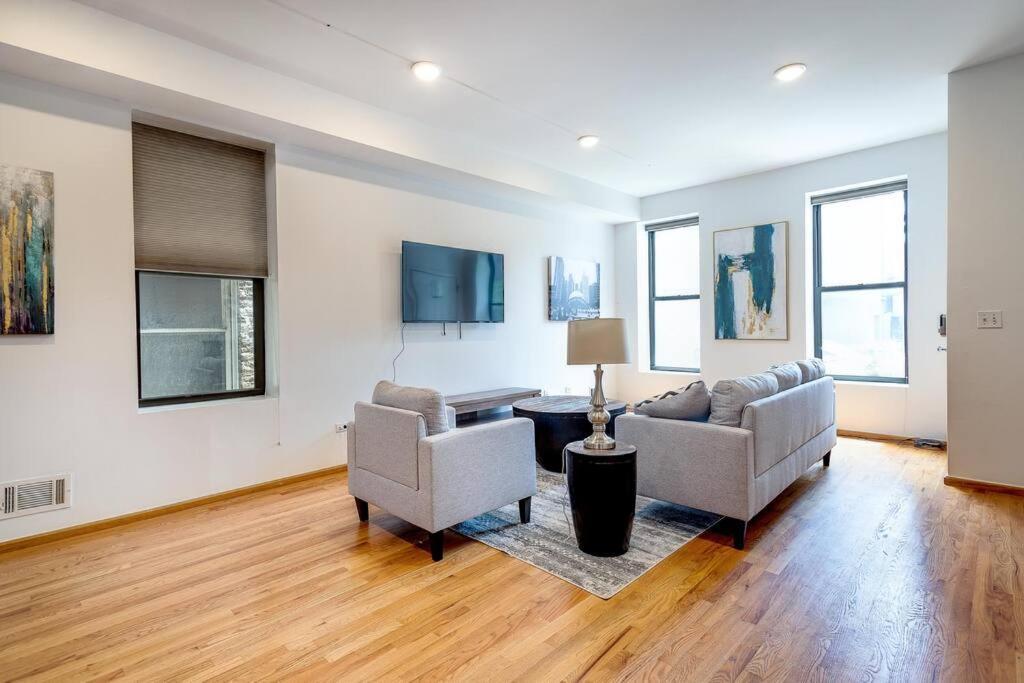Goose Island Central Downtown Prime Location With Access To Patio Chi - 1 Chicago Bagian luar foto