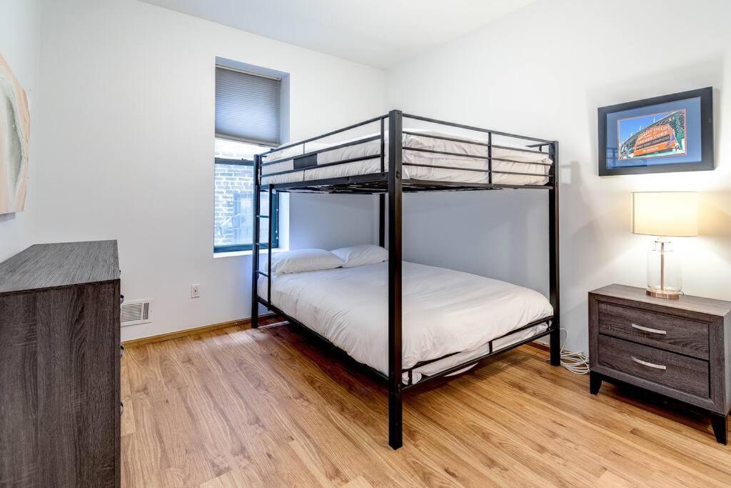 Goose Island Central Downtown Prime Location With Access To Patio Chi - 1 Chicago Bagian luar foto