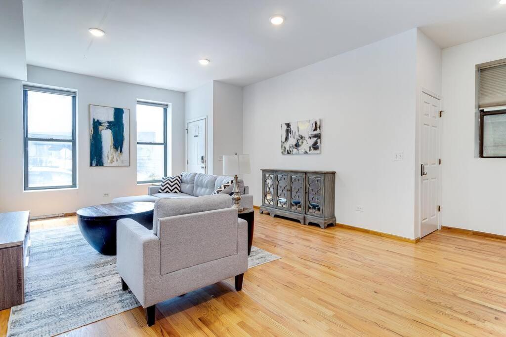 Goose Island Central Downtown Prime Location With Access To Patio Chi - 1 Chicago Bagian luar foto